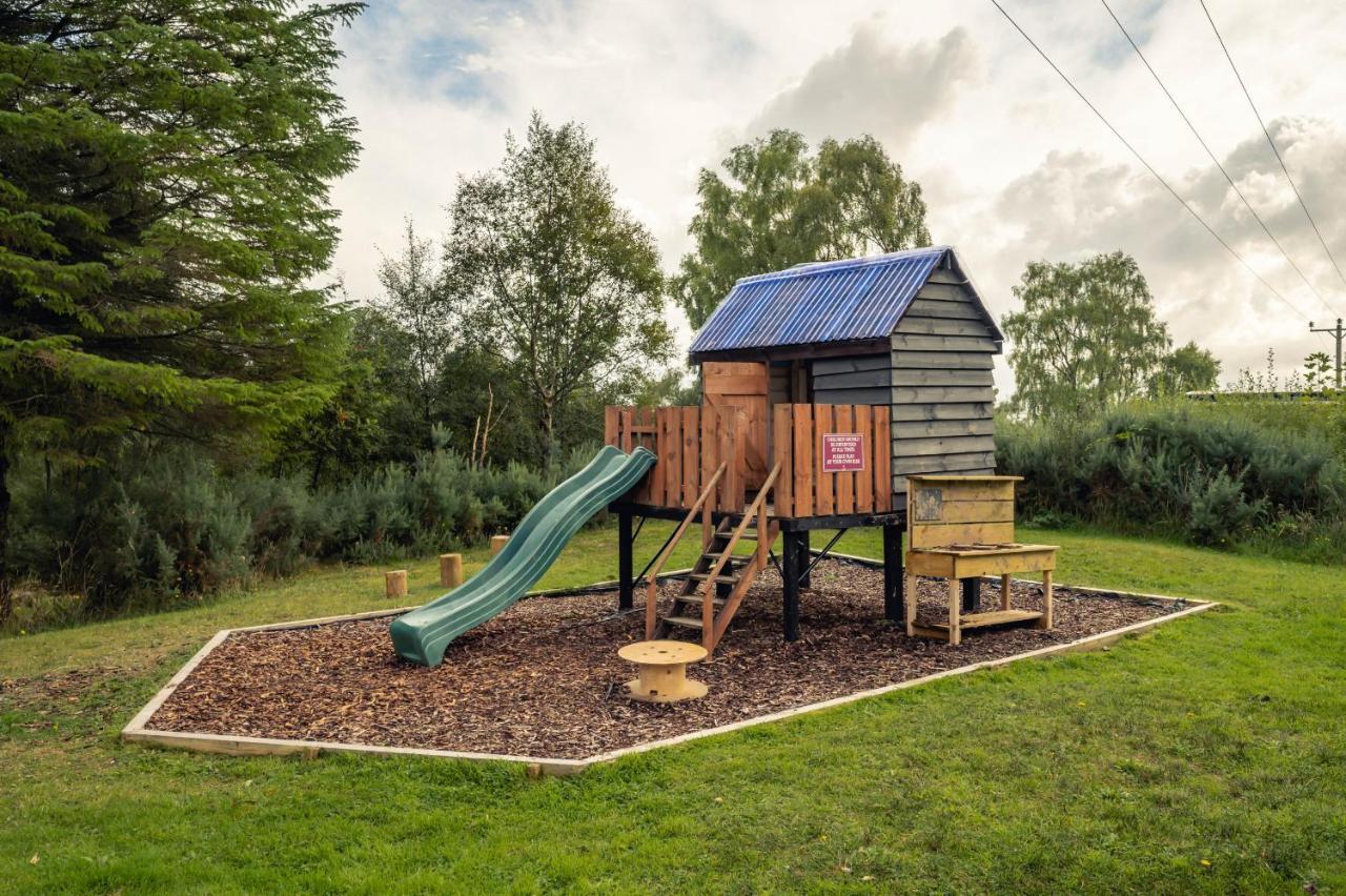 Ancarraig Lodges Drumnadrochit Exterior foto